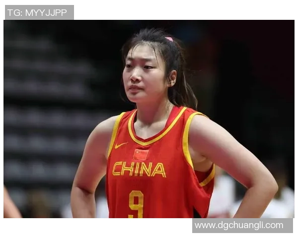 云南女篮集训队长揭晓李梦素颜瘦身杨舒予帅气张茹成焦点